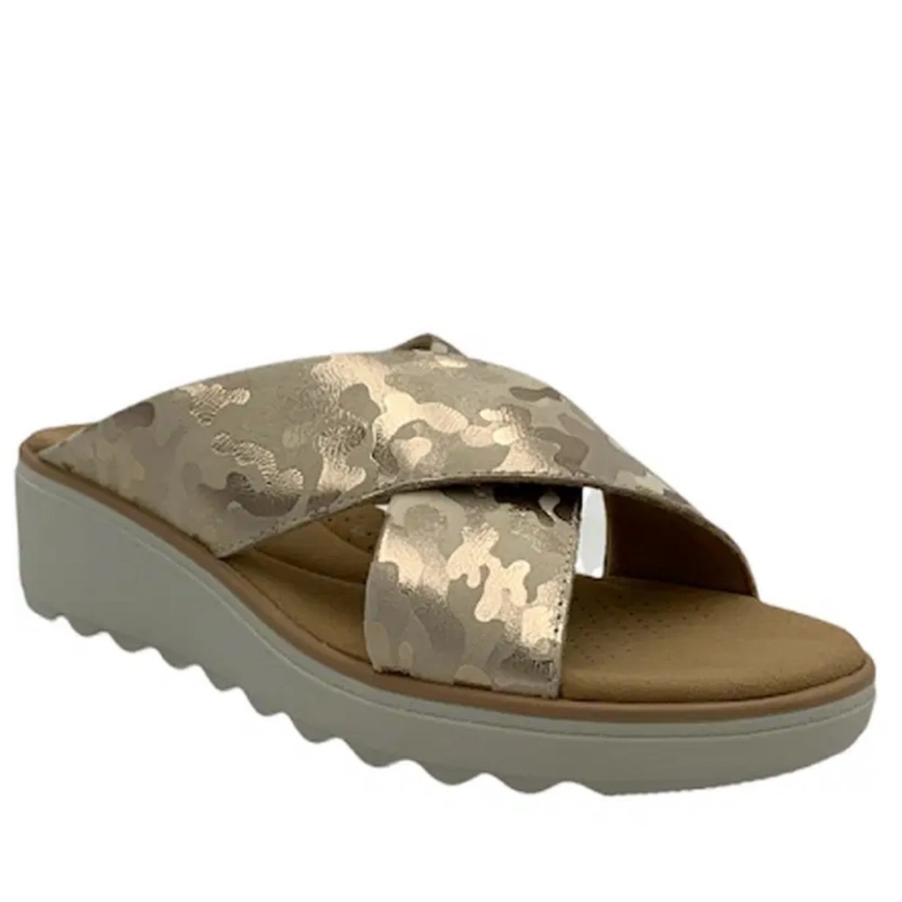 CLARKS JILLIAN GEM WEDGE METALLIC NEUTRAL CAMO SANDALS SIZE 9 WIDE